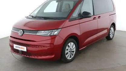Gebraucht VW Multivan Life 218 PS (160 kW) 2022 Rot Van / Kleinbus