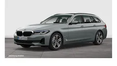 Grau Gebraucht 2024 BMW 520 Kombi | 39.900 € (Fairer Preis)