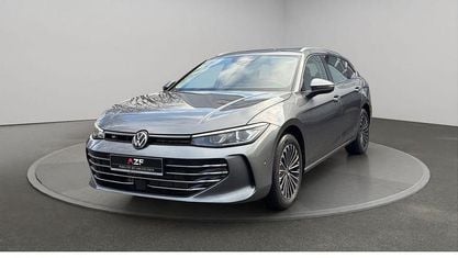 Neu VW Passat Elegance 150 PS (110 kW) 2026 Grenadillschwarz metallic Kombi