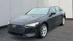 Mythosschwarz metallic Neu 2024 Audi A5 Basis Coupé | 48.290 €