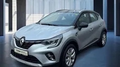 Grau Gebraucht 2022 Renault Captur Intens SUV | 21.290 € (Fairer Preis)