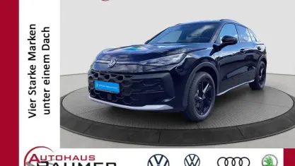 Neu VW T-Roc Style 150 PS (110 kW) 2026 Schwarzschwarz SUV