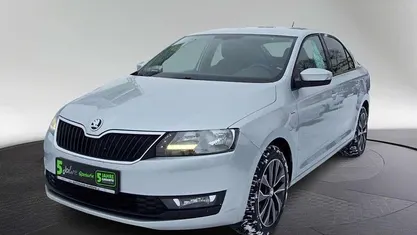 Brilliantsilber metallic Gebraucht 2017 Skoda Rapid Drive Limousine | 10.650 € (Fairer Preis)