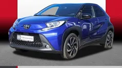 Schwarz Gebraucht 2023 Toyota Aygo Pulse Kleinwagen | 15.689 € (Fairer Preis)