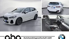 Gebraucht 2024 BMW 218 Active Tourer M Sport Van / Kleinbus | 32.360 € (Fairer Preis)
