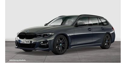 Gebraucht BMW 330e M Sport 292 PS (214 kW) 2021 Grau Kombi