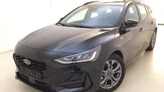 Gebraucht 2024 Ford Focus ST-Line Kombi | 25.990 € (Guter Preis)