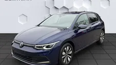 Blau Gebraucht 2024 VW Golf VIII Move Limousine | 22.966 € (Superpreis)