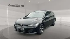 Grenadillschwarz metallic Gebraucht 2024 VW Passat Business Kombi | 33.660 € (Guter Preis)