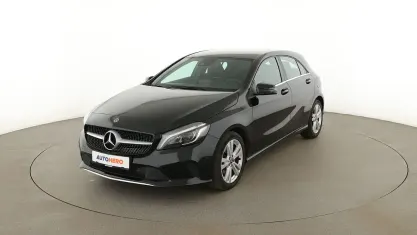 Gebraucht Mercedes A200 Urban 156 PS (114 kW) 2017 Schwarz Limousine