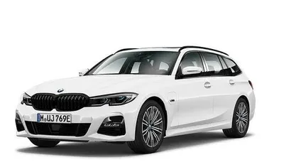 Weiß Gebraucht 2021 BMW 330e M Sport Kombi | 33.930 € (Fairer Preis)