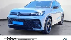Silber Gebraucht 2024 VW Tiguan R-line SUV | 54.330 € (Fairer Preis)