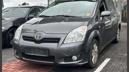 Gebraucht Toyota Corolla Verso Team 129 PS (94 kW) 2008 Grau Van / Kleinbus