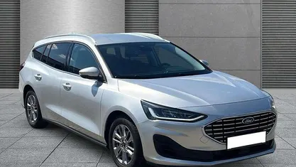 Moondust silver Gebraucht 2024 Ford Focus Titanium X Kombi | 22.090 € (Guter Preis)