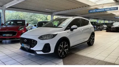 Gebraucht Ford Fiesta Active X 125 PS (91 kW) 2022 Weiß Kleinwagen