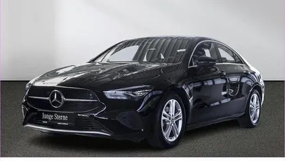 Gebraucht Mercedes CLA180 136 PS (100 kW) 2024 Unilack nachtschwarz Limousine