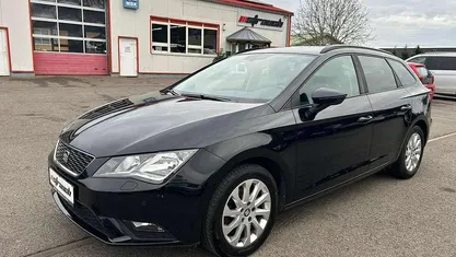 Schwarz Gebraucht 2015 Seat Leon ST Style Kombi | 10.290 € (Guter Preis)