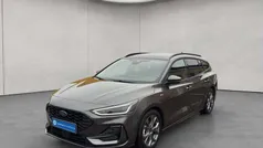 Magnetic grau metallic Gebraucht 2024 Ford Focus ST-Line Kombi | 26.750 € (Guter Preis)