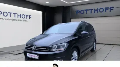 Gebraucht VW Touran Comfortline 150 PS (110 kW) 2016 Schwarz Van / Kleinbus