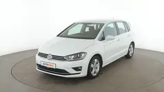 Weiß Gebraucht 2018 VW Golf Sportsvan Highline Van / Kleinbus | 15.090 € (Fairer Preis)