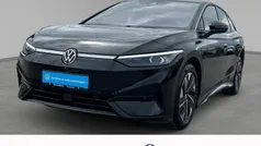 Grau (mistralgrau soulschwarz / soulschwarz / schwarz / schwarz) Gebraucht 2024 VW ID.7 Pro Limousine | 47.650 € (Fairer Preis)