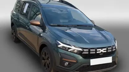 Second-hand Dacia Jogger Extreme 110 CP (80 kW) 2025 Monovolum