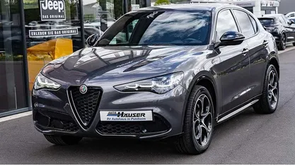Usata Alfa Romeo Stelvio Veloce 209 CV (153 kW) 2023 Grigio SUV