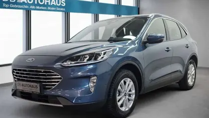 Gebraucht Ford Kuga Titanium 120 PS (88 kW) 2024 Blau SUV