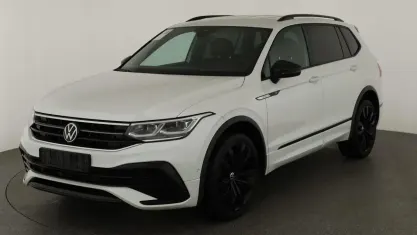 Gebraucht VW Tiguan Allspace R-line 190 PS (139 kW) 2023 Oryxweiß perlmutteffekt SUV