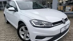 Weiss Gebraucht 2017 VW Golf VII Limousine | 9.800 € (Superpreis)
