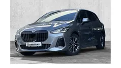 Grau Gebraucht 2022 BMW 220 Active Tourer M Sport Van / Kleinbus | 31.290 € (Fairer Preis)