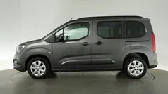 Grau Gebraucht 2024 Opel Combo-e Life Ultimate Van / Kleinbus | 29.424 € (Fairer Preis)