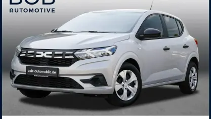 Gebraucht Dacia Sandero Essentiel 67 PS (49 kW) 2024 Moonstonegrau Limousine