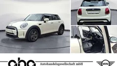 Weiß Gebraucht 2022 Mini Cooper Kleinwagen | 19.930 € (Superpreis)