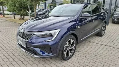 Nouă Renault Arkana Techno 140 CP (102 kW) 2025 Albastru SUV