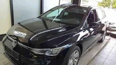 Schwarz Gebraucht 2022 VW Golf VIII Life Kombi | 24.510 € (Fairer Preis)