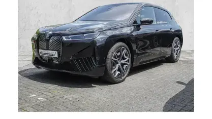 Gebraucht BMW iX M Sport 239 kW (326 PS) 2023 Schwarz SUV