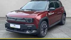 Rot Neu 2025 Renault 4 E-Tech Iconic SUV | 33.990 € (Guter Preis)