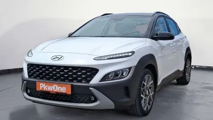 Gebraucht Hyundai Kona Trend 105 PS (77 kW) 2022 Schwarz SUV