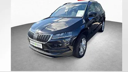Blackmagic perleffekt Gebraucht 2021 Skoda Karoq Style SUV | 21.460 € (Guter Preis)