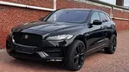 Begagnad Jaguar F-Pace R-Sport 300 HK (220 kW) 2019 Svart SUV