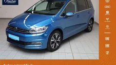 Blau Gebraucht 2021 VW Touran Highline Van / Kleinbus | 31.980 € (Fairer Preis)
