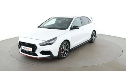 Gebraucht Hyundai i30 2019 Weiß Limousine