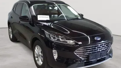 Gebraucht Ford Kuga Titanium 120 PS (88 kW) 2023 Agate black metallic SUV