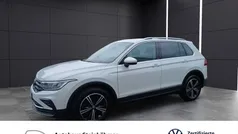 Oryxweiß perleffekt (weiß) Gebraucht 2024 VW Tiguan Move SUV | 32.935 € (Guter Preis)
