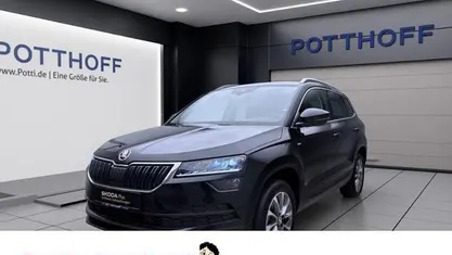 Schwarz Gebraucht 2022 Skoda Karoq Clever SUV | 22.777 € (Guter Preis)