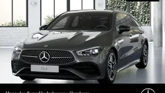 Grau Gebraucht 2025 Mercedes CLA180 AMG Limousine | 38.500 € (Fairer Preis)