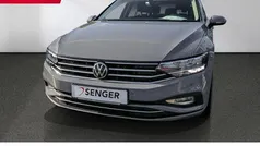 Mondsteingrau Gebraucht 2023 VW Passat Business Kombi | 23.380 € (Fairer Preis)