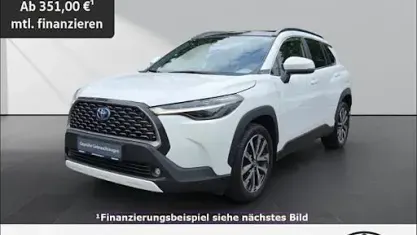 Gebraucht Toyota Corolla Cross Team 197 PS (144 kW) 2023 Pure) white ii (weiss SUV