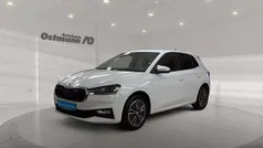 Moonweiss metallic Gebraucht 2022 Skoda Fabia Tour Limousine | 15.885 € (Fairer Preis)